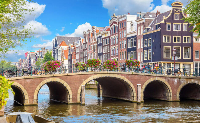 Londra cu vizita la Amsterdam